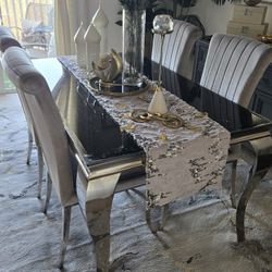 Dining  Table With Four Chairs 