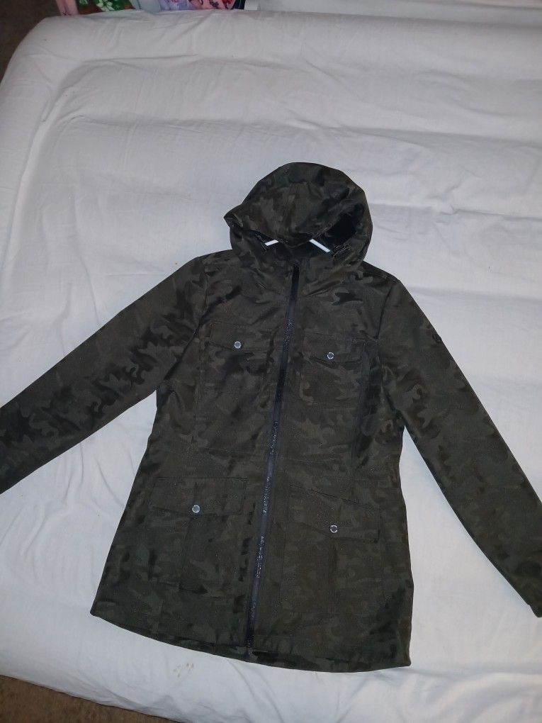 Woman MK Camouflage Windbreaker