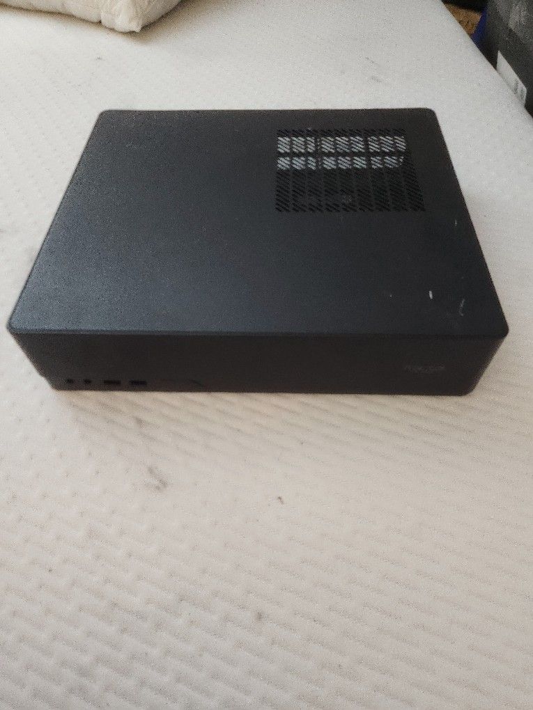 Fractal Design Node 202 Black Mini Itx Computer Case