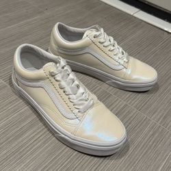 White Pearl Bridal Vans Old Skool Women’s Shoes (W 7.5 / M 6)