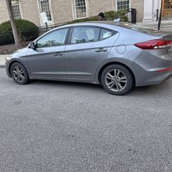Hyundai Elantra 2018 
