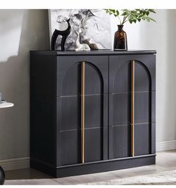 Side cabinet