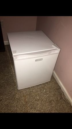 Emerson mini fridge