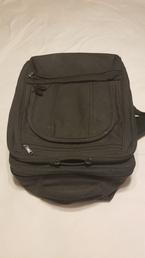 Large laptop backpack