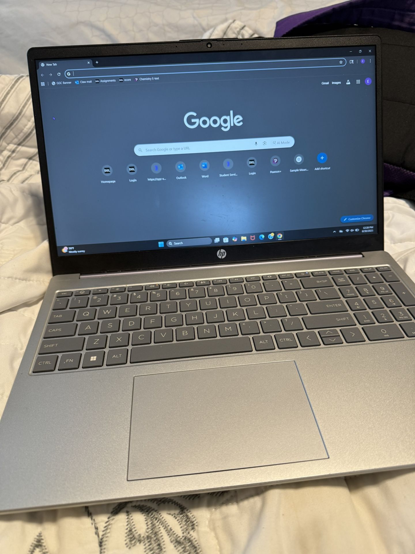 HP 15 Slim Laptop in Lavender Intel 8-core i3-N305
