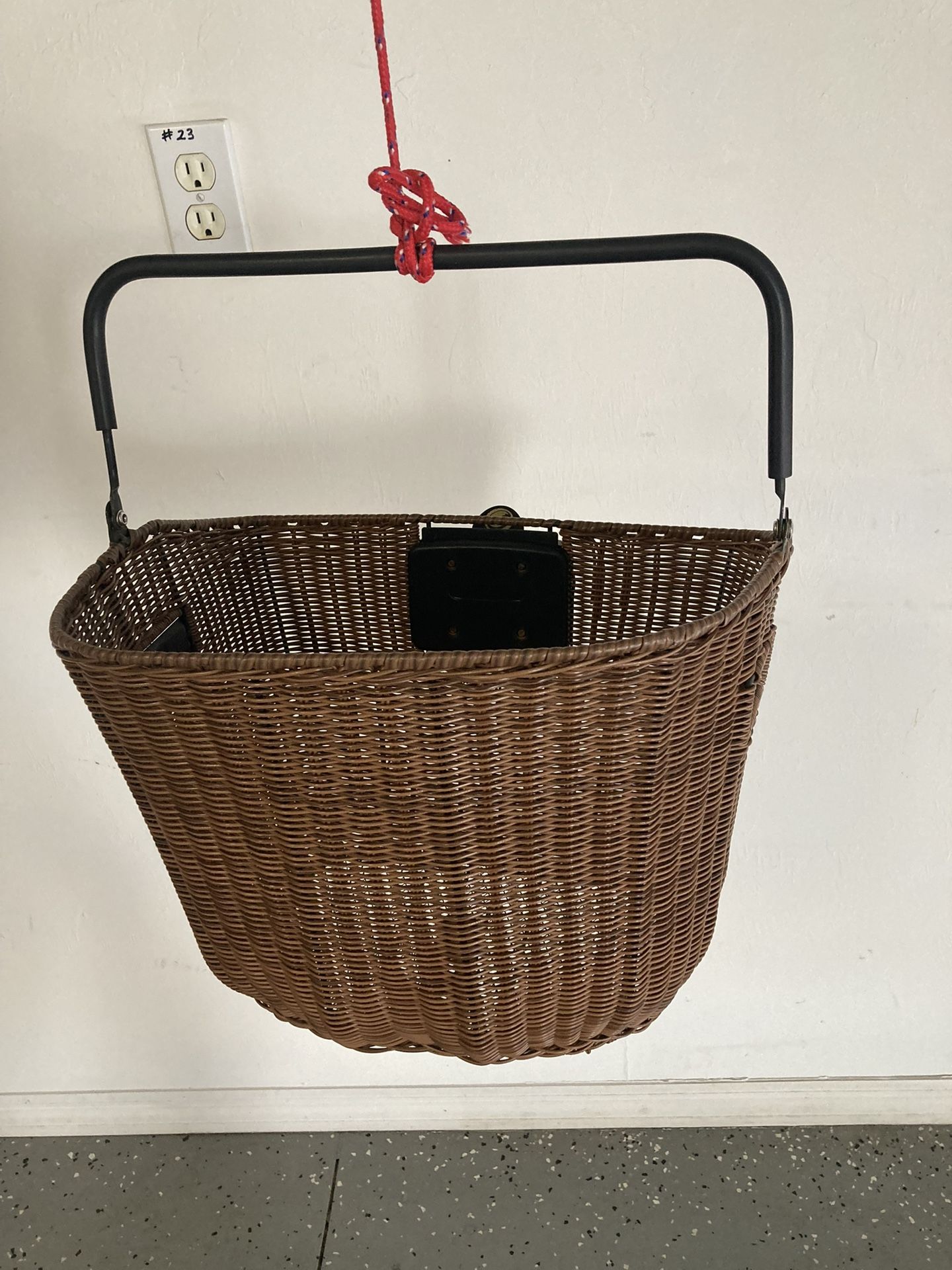 Trek Bontrager Wicker Bicycle Basket