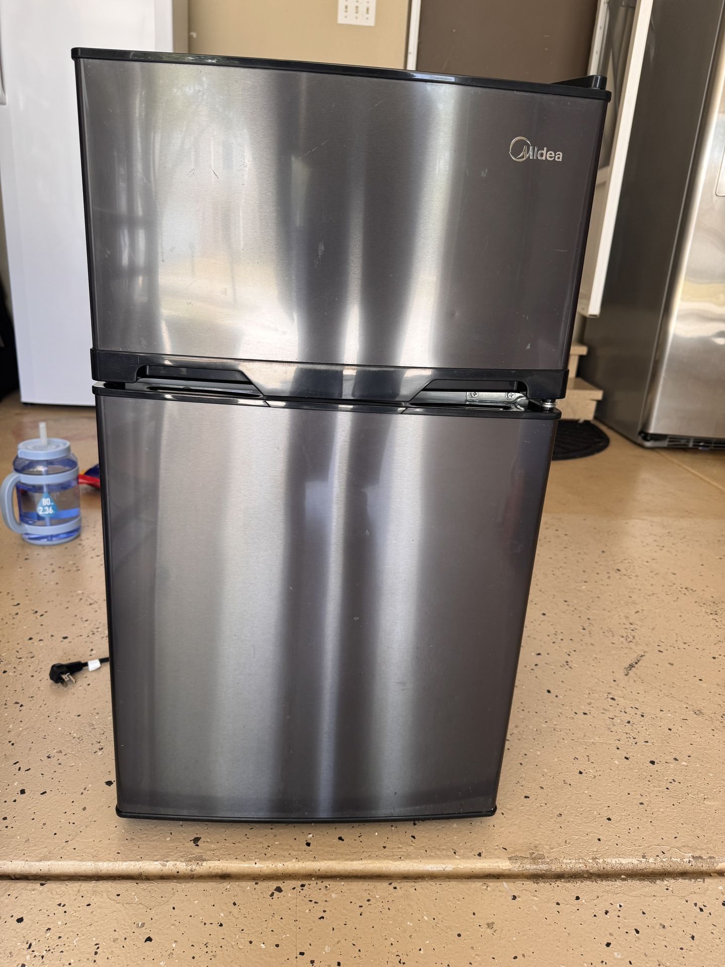 Midea Mini Fridge And Freezer