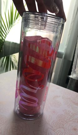 Customized water cup with lid and straw!