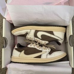 TRAVIS SCOTT X JORDAN 1 LOW OG SP PS MEDIUM OLIVE   