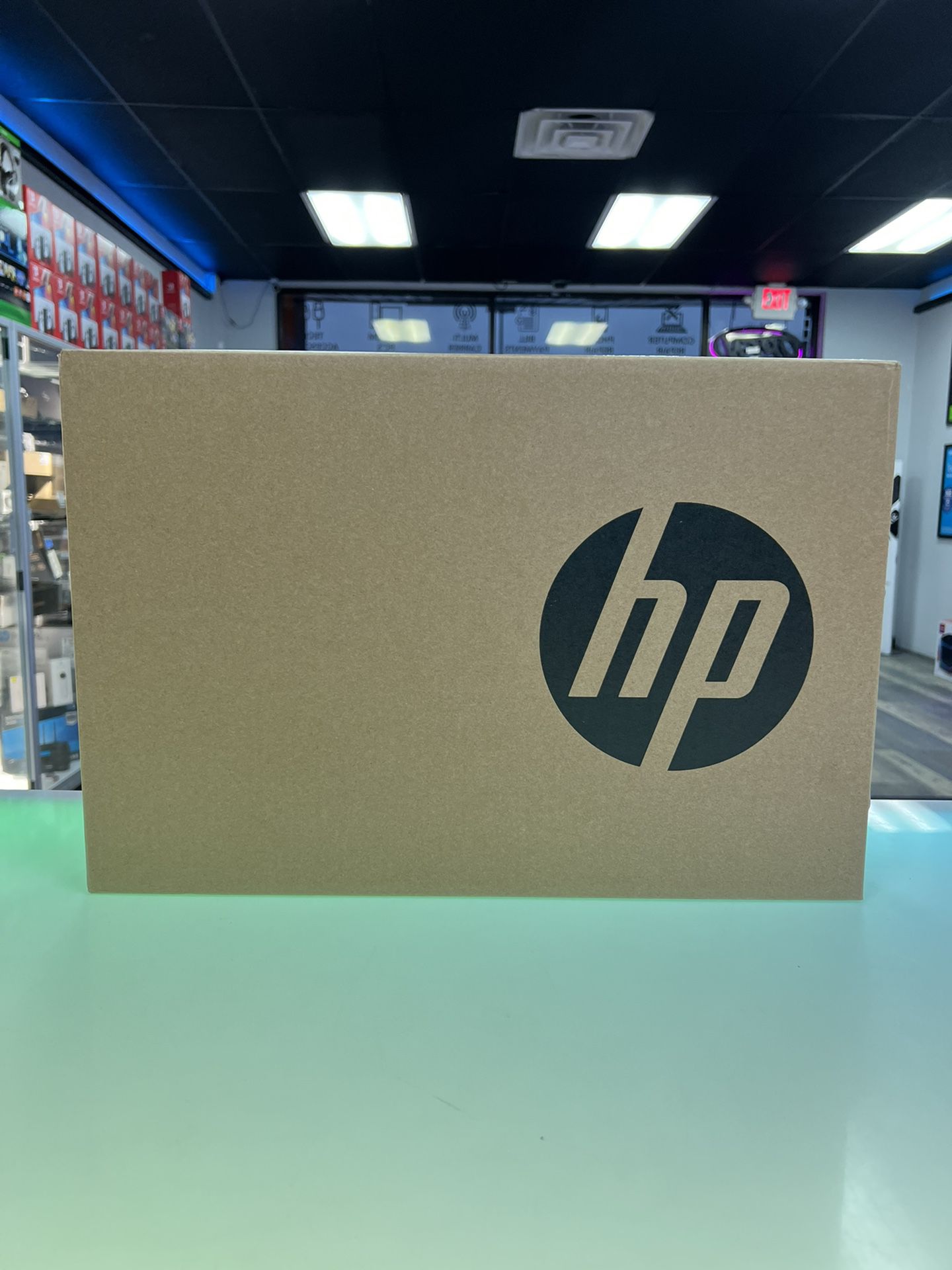 HP 14” Laptop AMD 3020e - 4GB RAM - 64GB Storage - Brand New