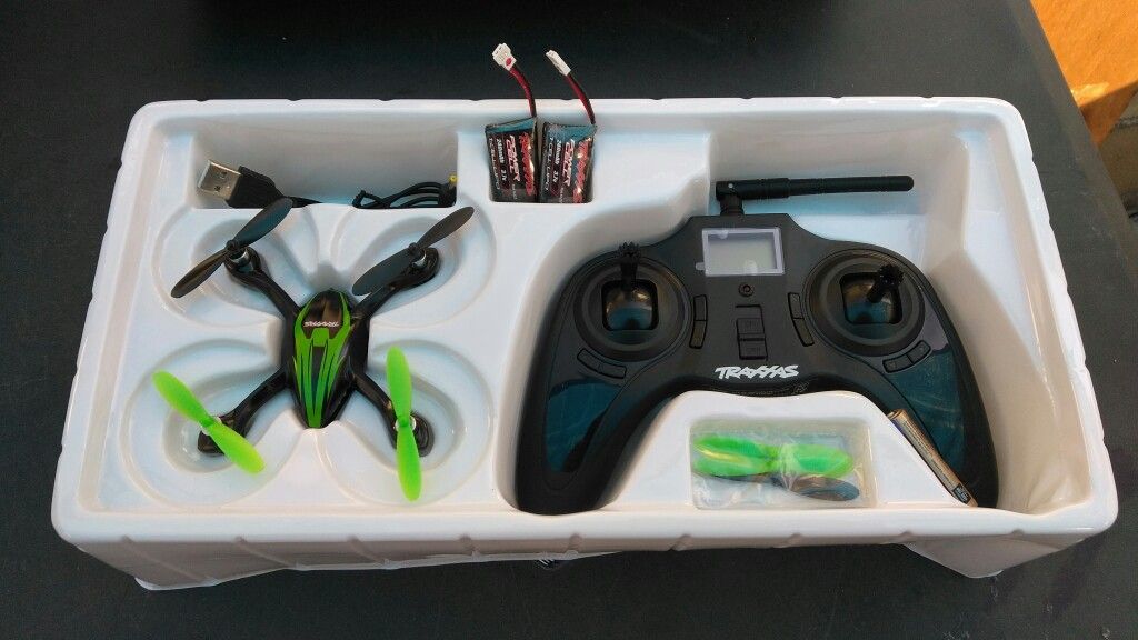 Traxxas qr1 drone