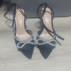 Classy Black Point Heels 