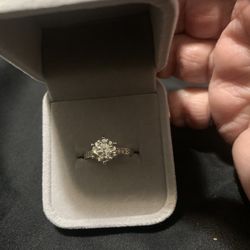 2 Ct.Moissanite ring Size 6