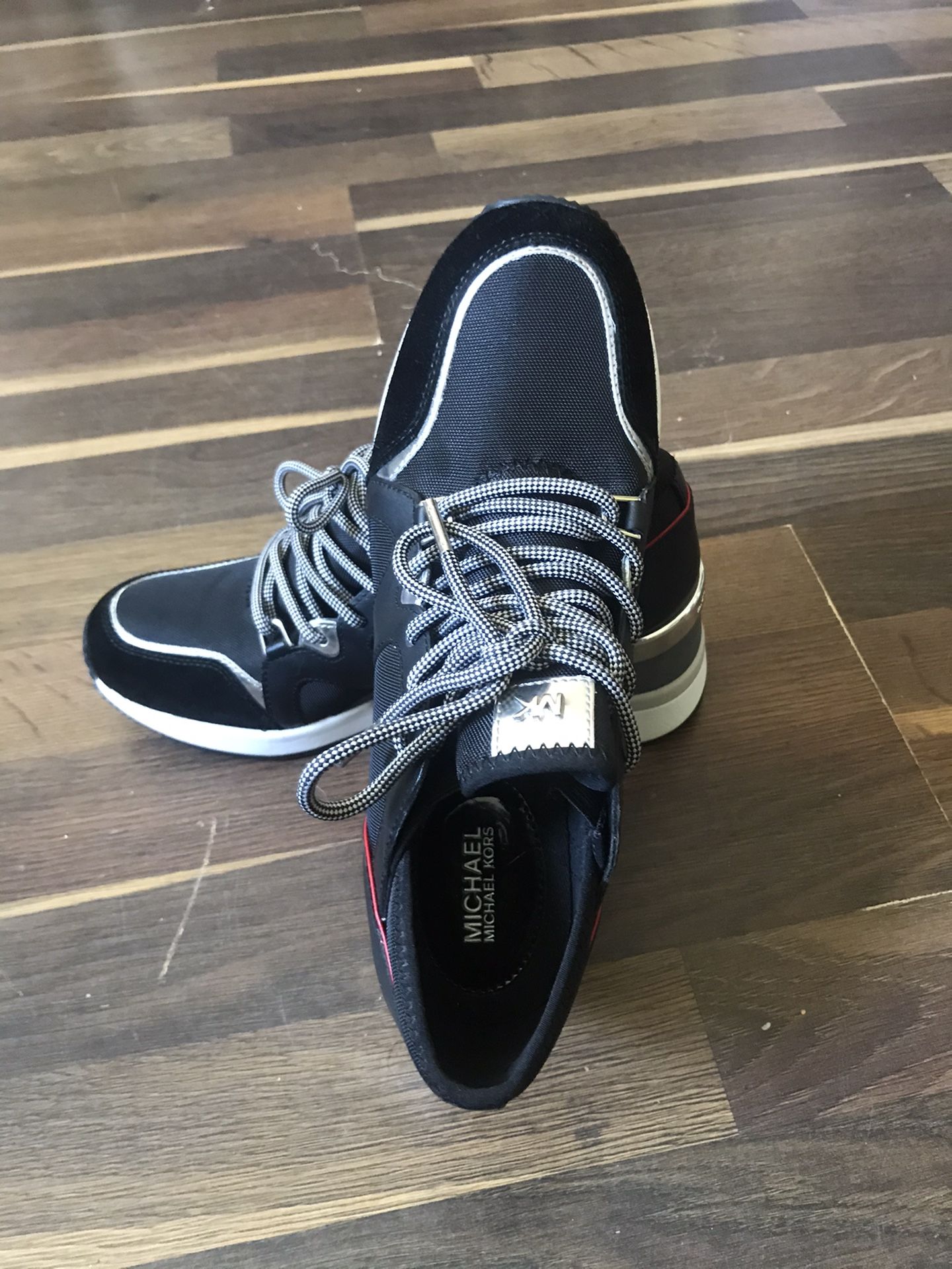 Michael Michael Kors., liv Logo Mixed-Media Trainer., Textile/Leather Upper, Rubber Outsole., size {link removed}.5 HJ18F
