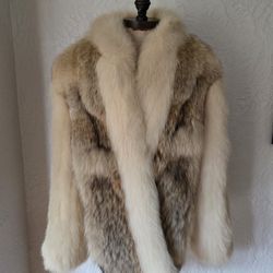 Real Coyote Fur And Arctic Fox Fur Coat Size M NO OFFERS 