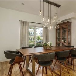 Timeless Solid Wood China Cabinet with Built-In Lighting – Elegant Display & Ample Storage