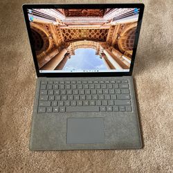 Microsoft Surface Laptop 2 1769 i5-7300U 8GB 128GB SSD VERY GOOD 