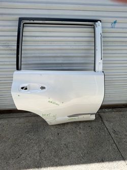 LEXUS GX460 PREMIUM REAR RIGHT SIDE DOOR SHELL PANEL WHITE 2010 TO 2023  USED OEM _