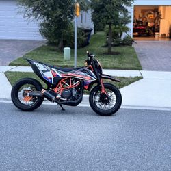 2020 KTM 690 Smc-r