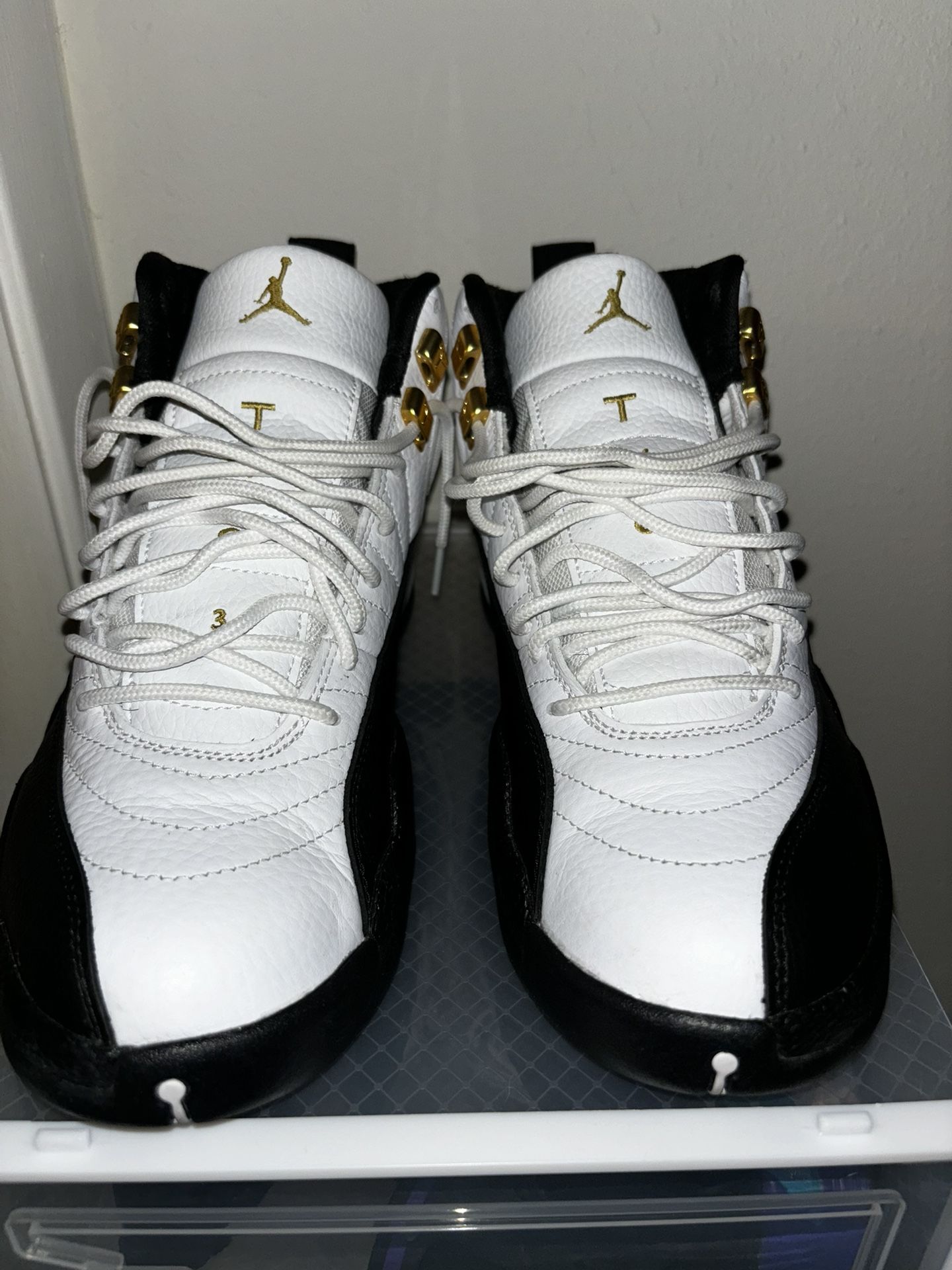 Royalty Taxi 12s