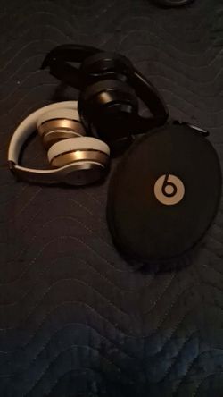 Beats Over-Ear Headphones with Case