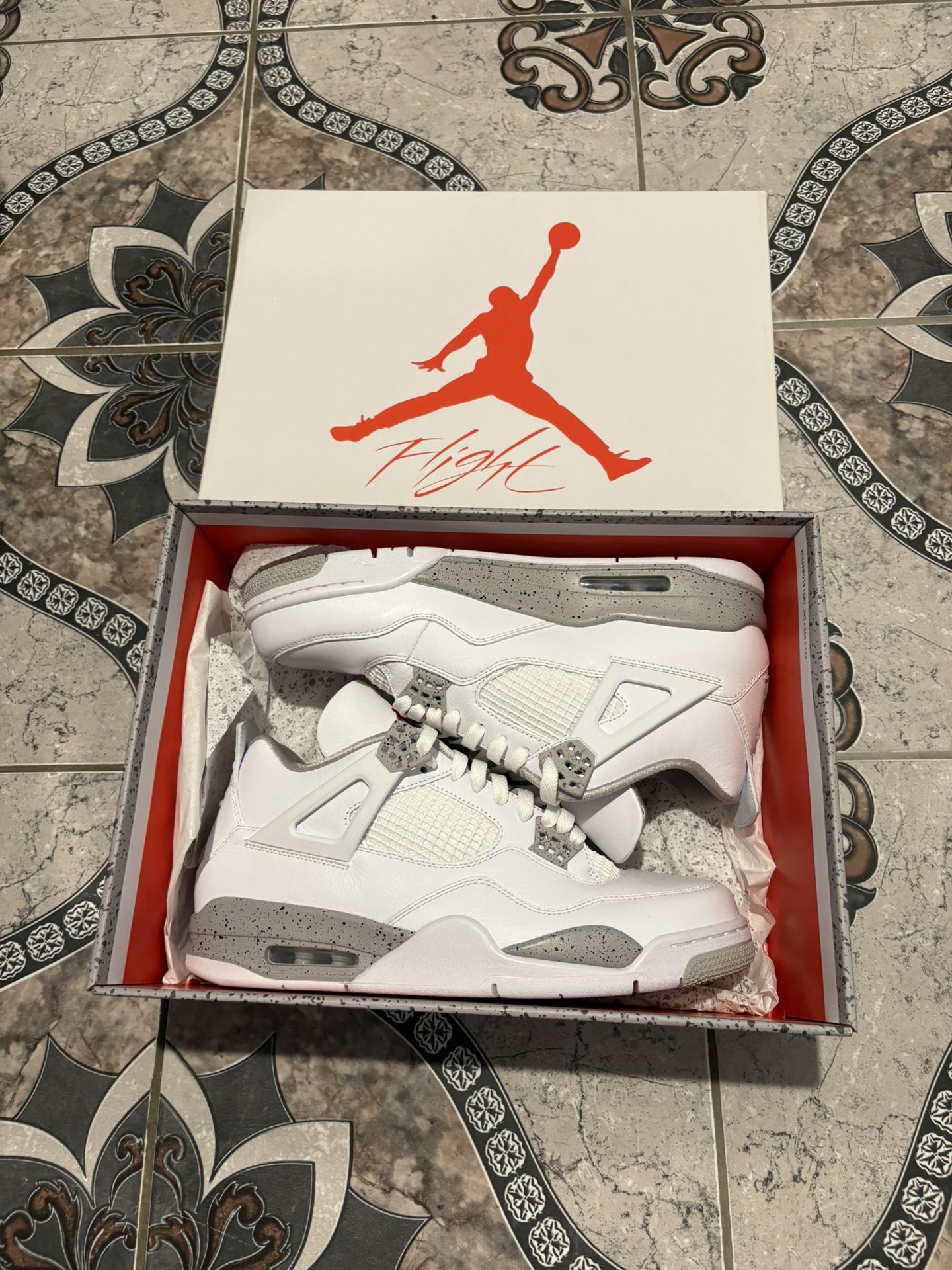 Jordan 4 Oreo 2020- Size 11