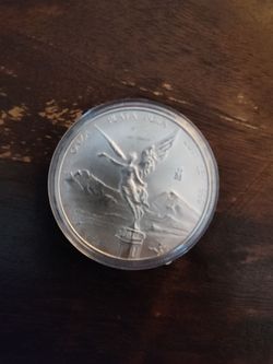 2011 SILVER MEXICAN LIBERTAD $100