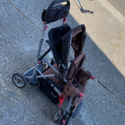Stroller 