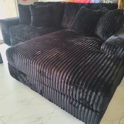 Sectional Sofa with Chaise