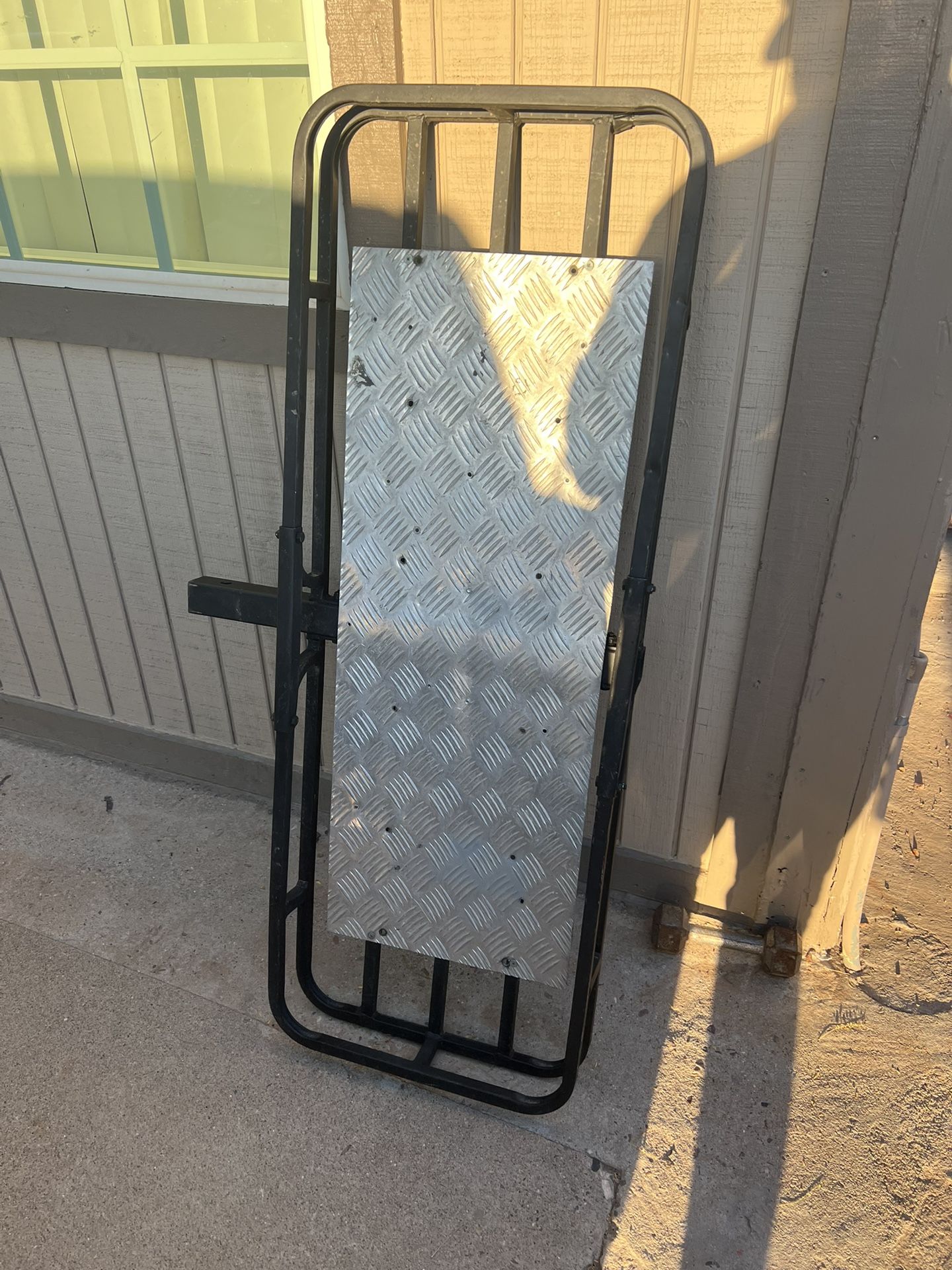 Hitch Cargo Carrier 