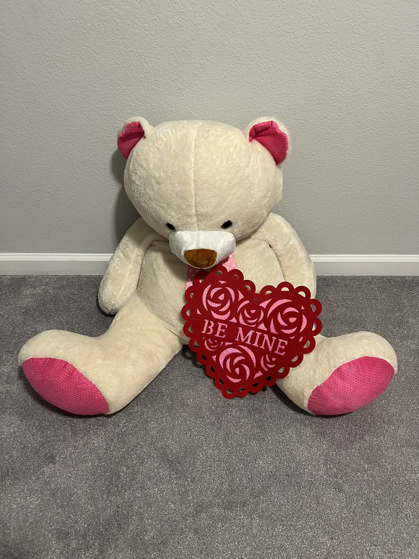Giant Valentines Day Bear