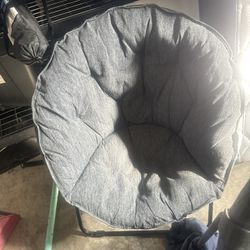  Chair Like Brand New!