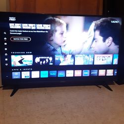 40" VIZIO LED SMART HDTV 1080P, FREE DELIVERY 