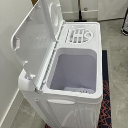 washing machine and drainer like new, little use