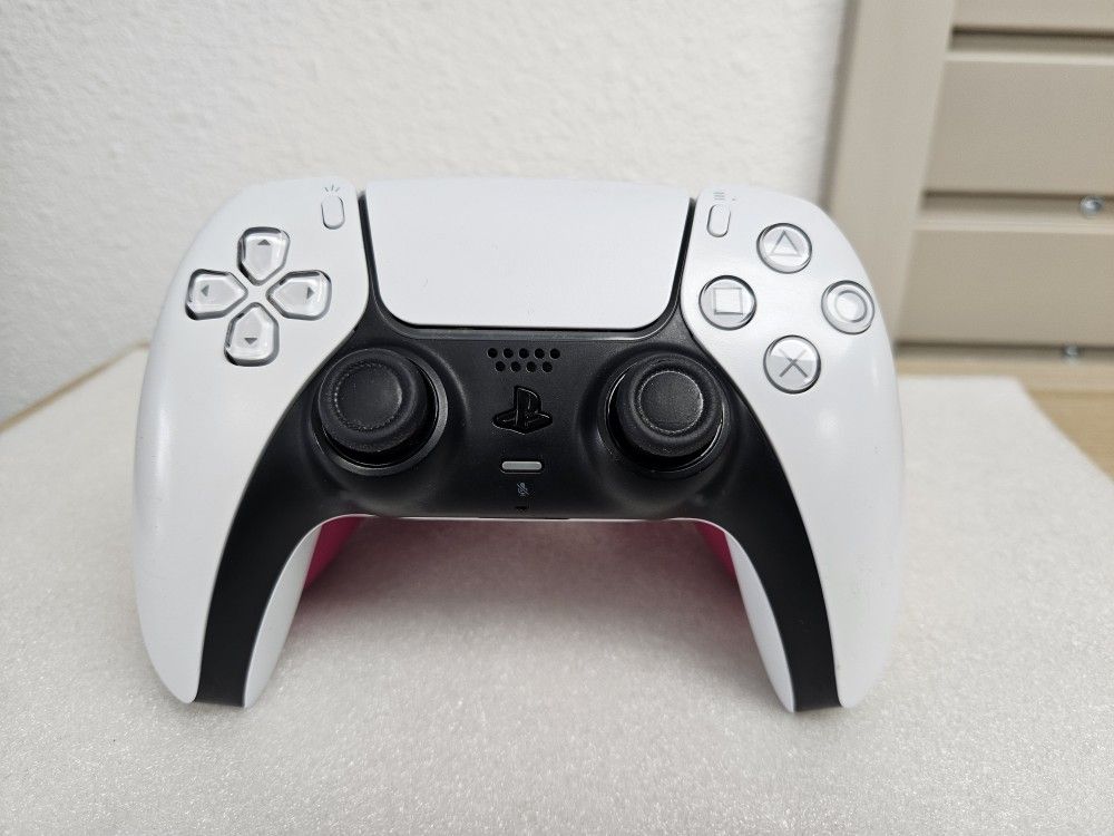 PS5 CONTROLLER