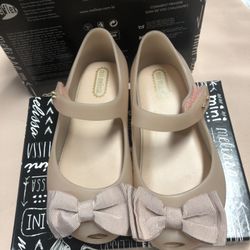 Mini Melissa Pink Size 9 