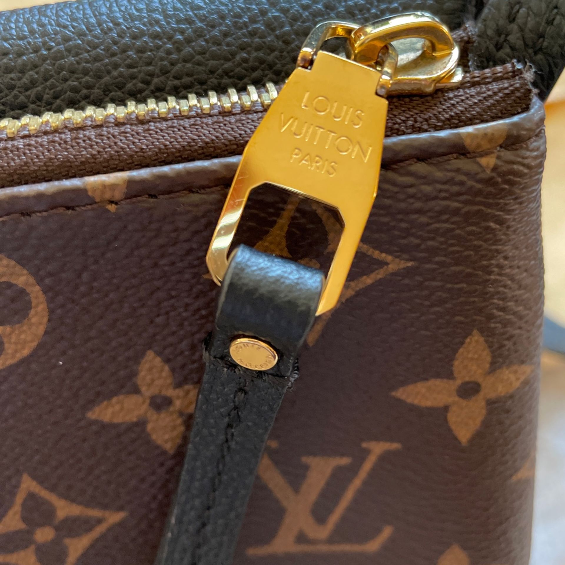 Black Friday Louis Vuitton Crossbody Bags / Crossbody Purses − up to −51%