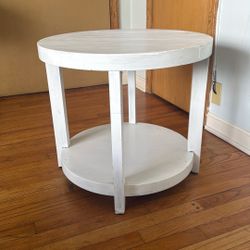end table / coffee table / nightstand 