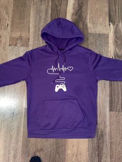 (Size medium) purple gamer hoodie