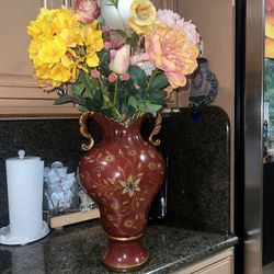 Beautiful Vintage Vase 19X11