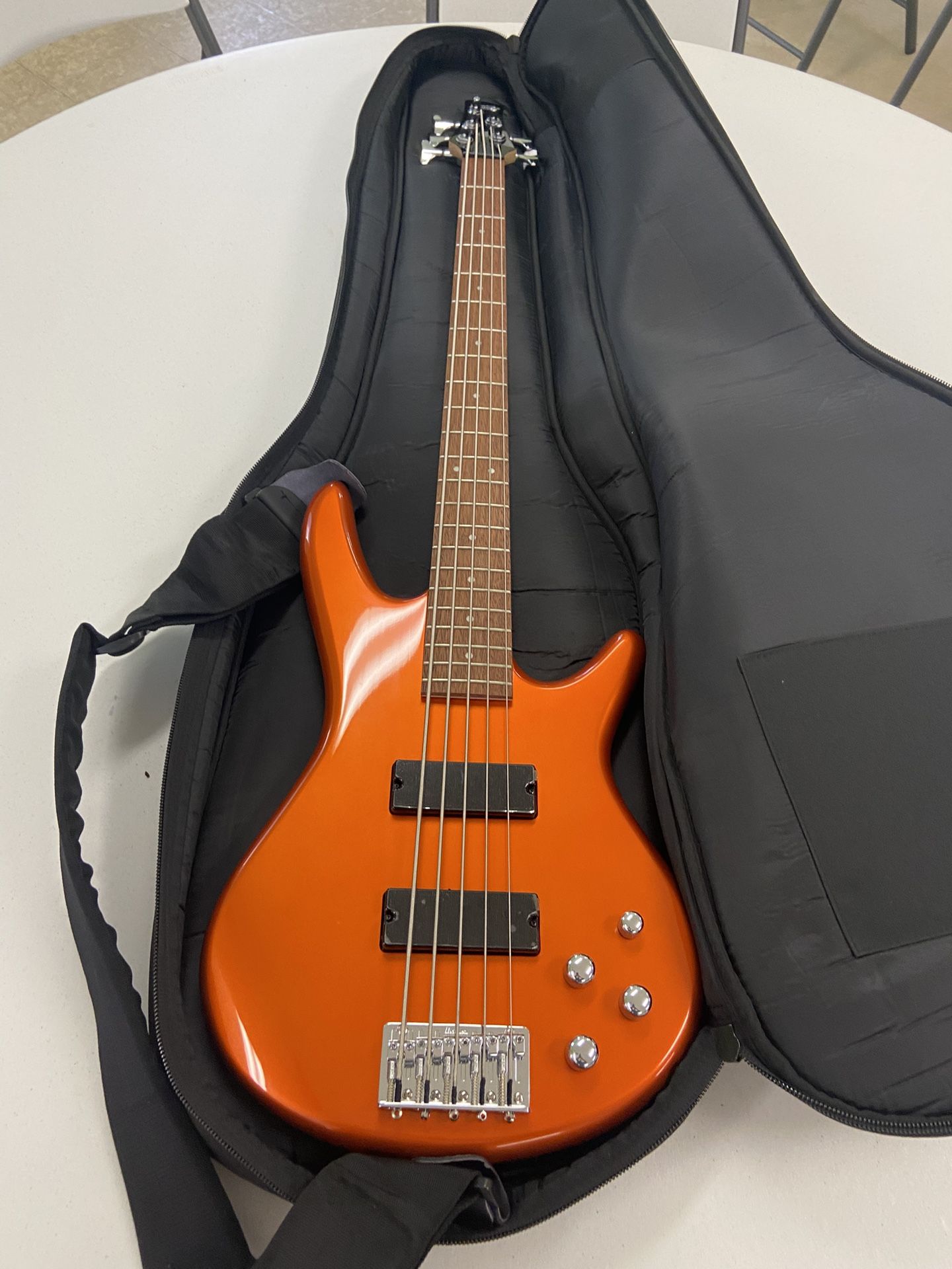 $200.00 Ibanez GSR205 Roadster orange metallic Bass Guitar