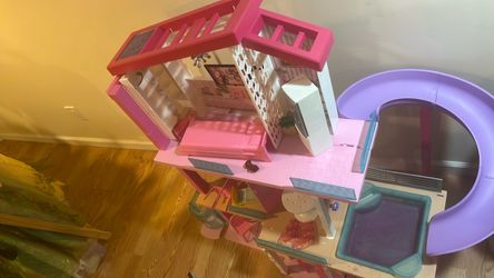 Barbie Dream House