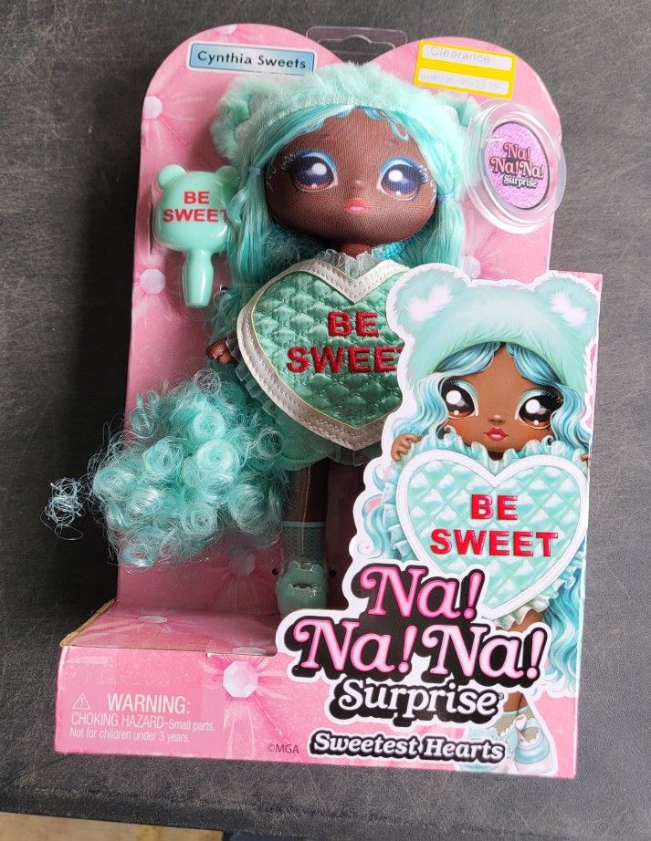 Na!Na!Na! Surprise - Cynthia Sweets - New