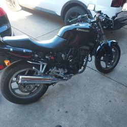 2007 Kawasaki  Ninja 250. $700NOW …..500 
