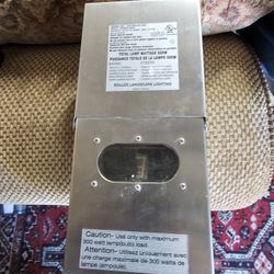 Solos Automatic Landscape Transformer 300 watt