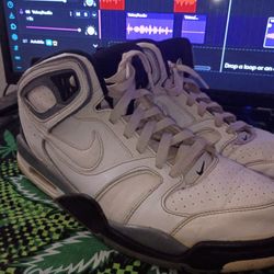 Nike Flights