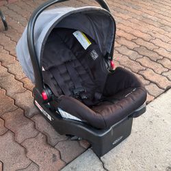Graco Car seat 