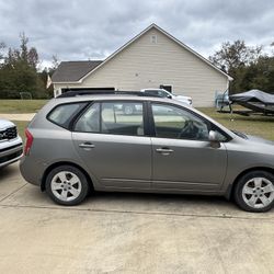 2009 KIA Rondo