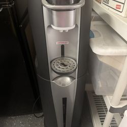 Water Dispenser With K-cup Maker