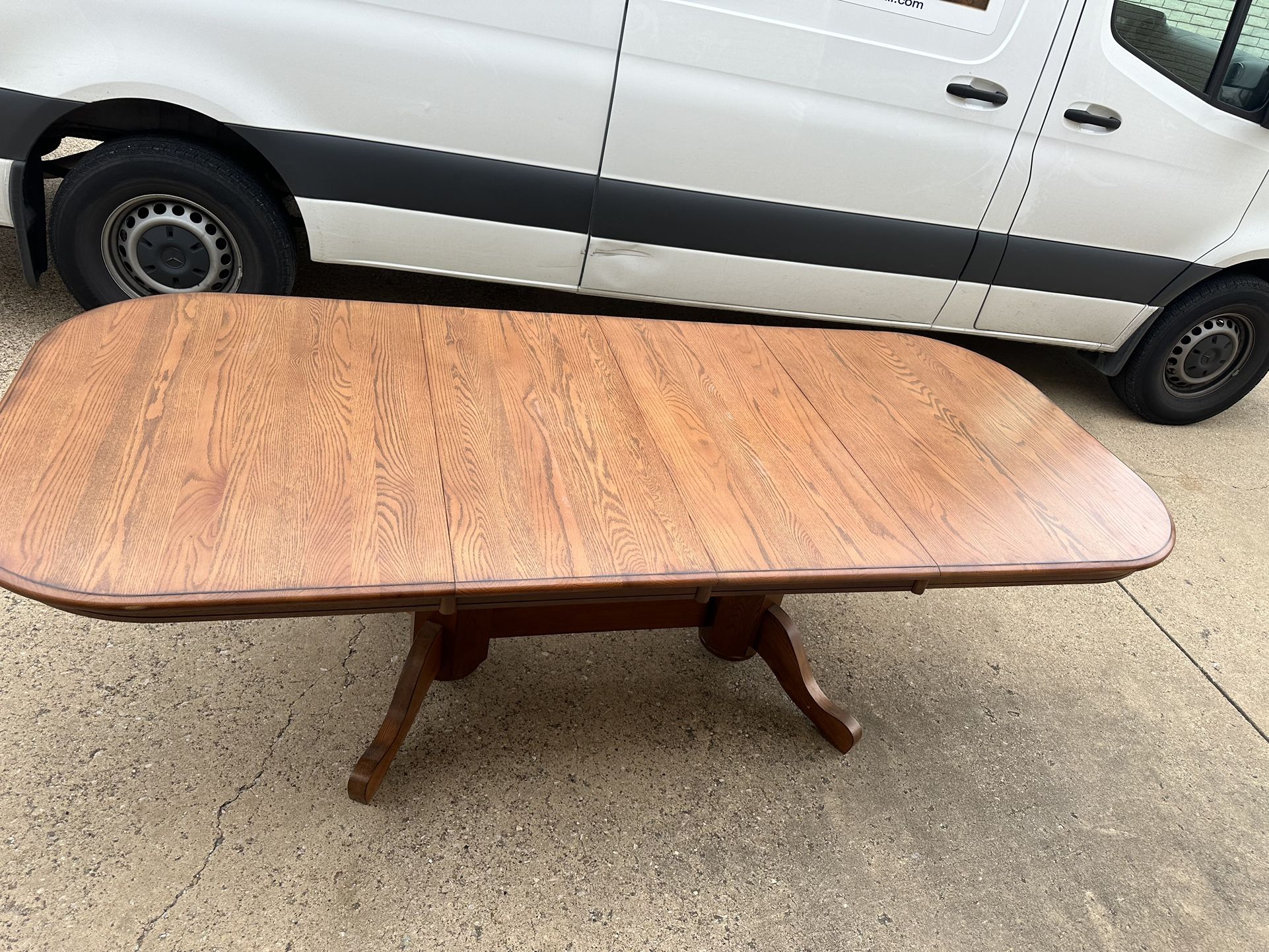 Table  Oak Table 